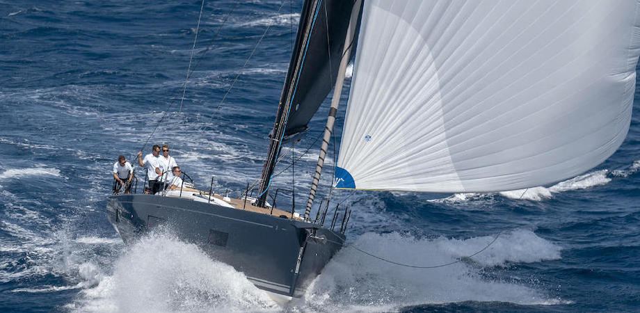 Sailing boat First 53
