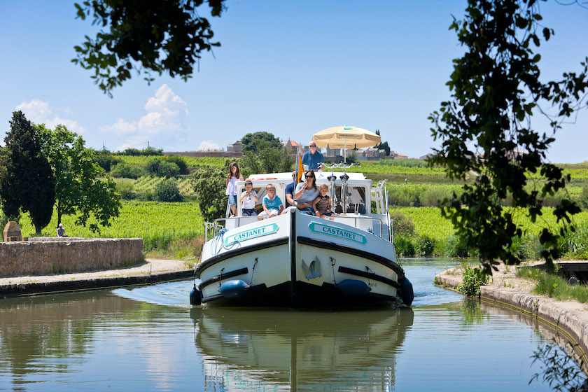 Croisière fluviale en famille sur le Canal du Midi