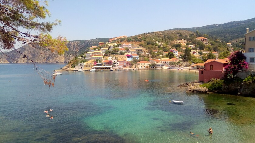 Blick auf das Dorf Assos auf der Insel Kefalonia, Griechenland