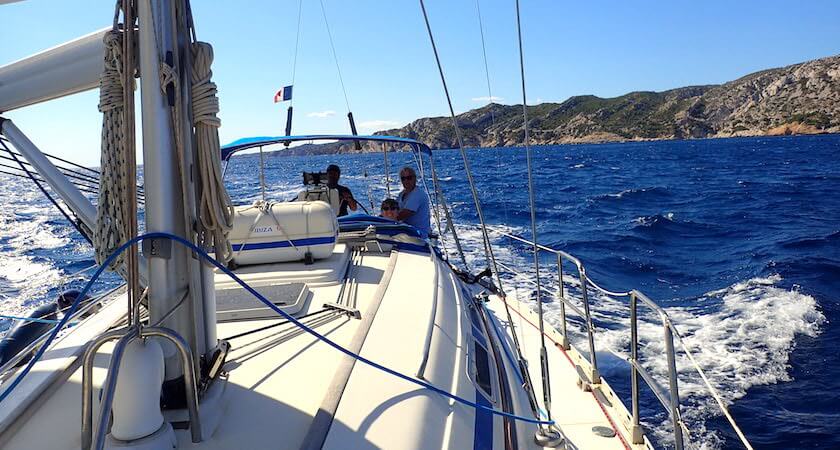 Eric and his crew sailing on a Bavaria 38